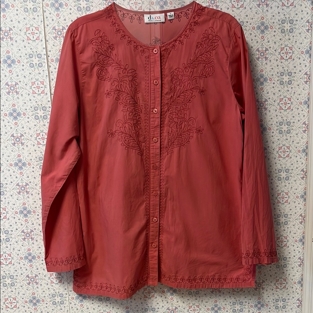 Denim & Co Women's Red Embroidered Top button down size Large
